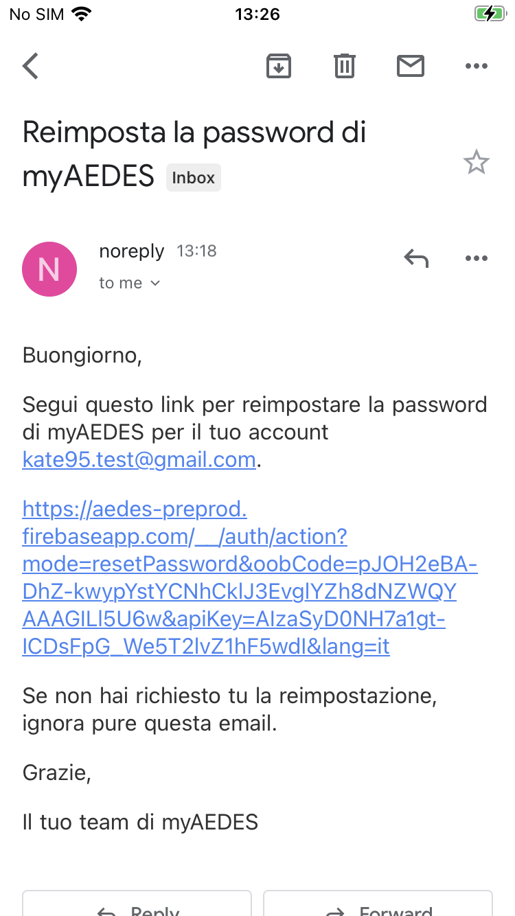 Recuperar contraseña correo electrónico está escrito en italiano en lugar de Inglés